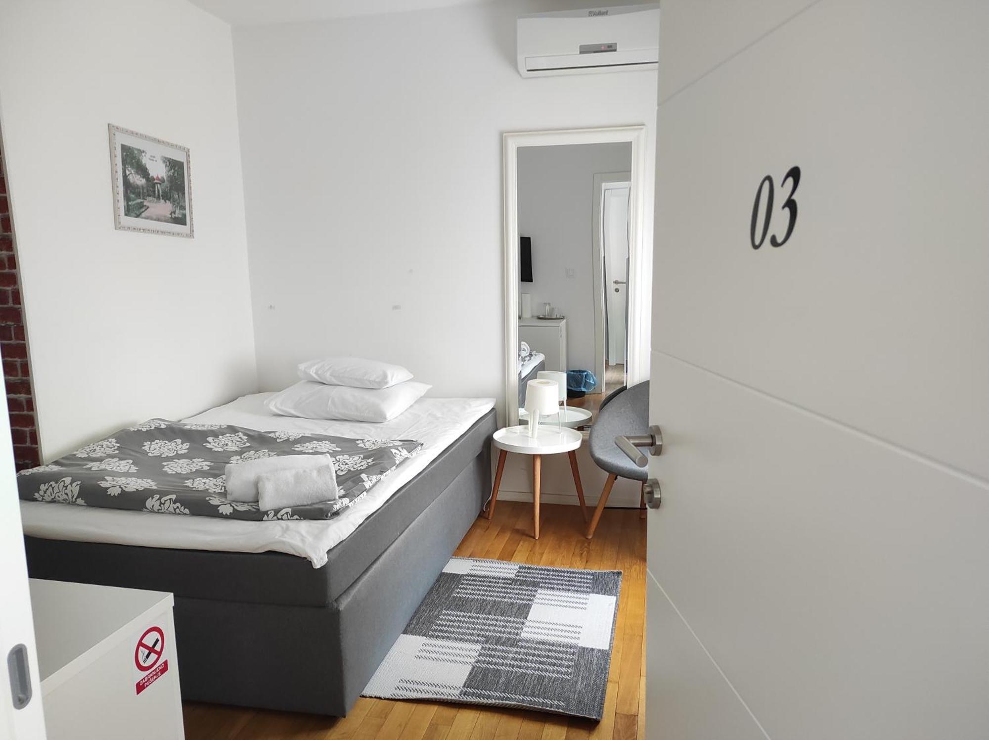 Home Apartmani I Sobe Osijek Buitenkant foto