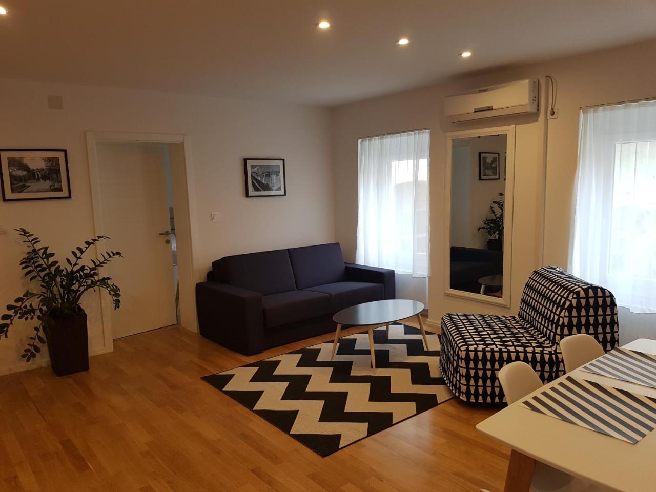 Home Apartmani I Sobe Osijek Buitenkant foto